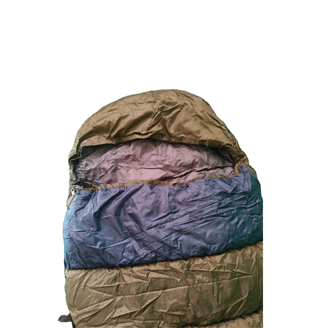 Portable Small Sleeping Bag by FaujiMart – Comfortable and Easy to Carry