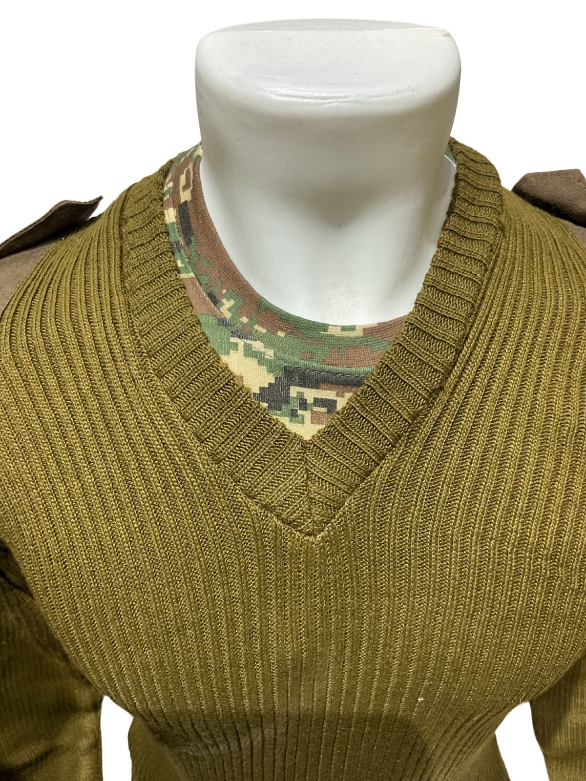 Khaki Woolen Army Sweater – Warm and Durable for Cold Weather and Outdoor Use